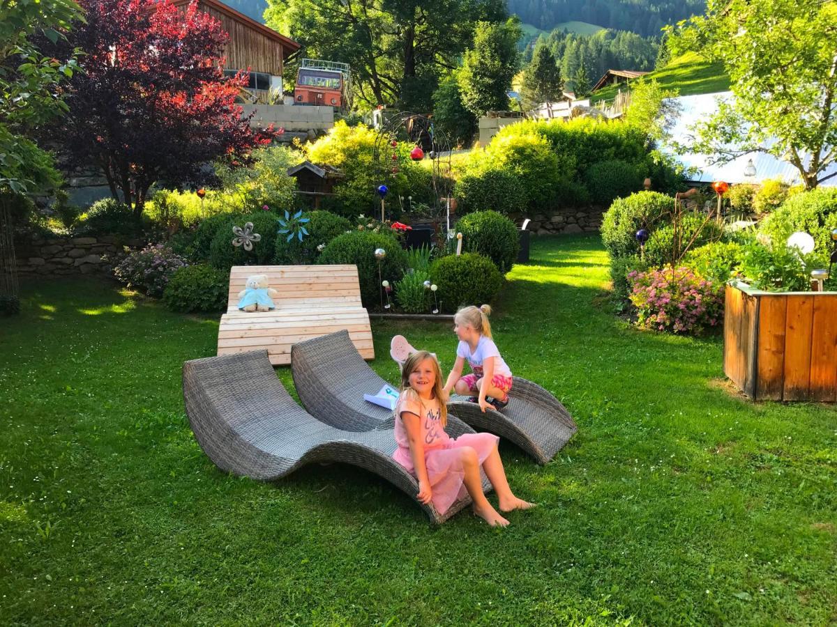 Haus Lindenkreuz Apartamento Bad Kleinkirchheim Exterior foto