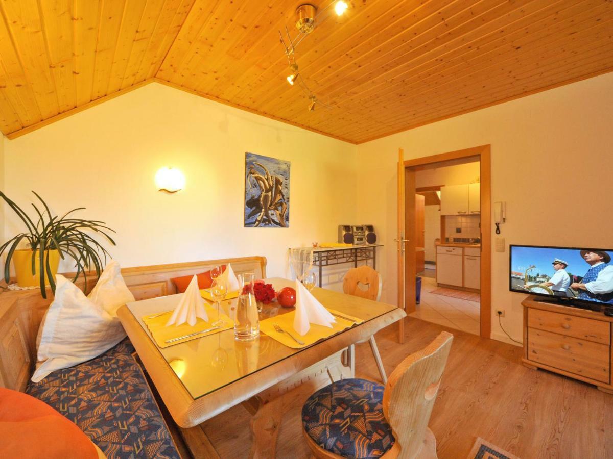 Haus Lindenkreuz Apartamento Bad Kleinkirchheim Exterior foto